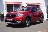 Dacia Sandero Stepway II 0.9 TCE Celebration Navi PDC - Dacia Sandero: Rot