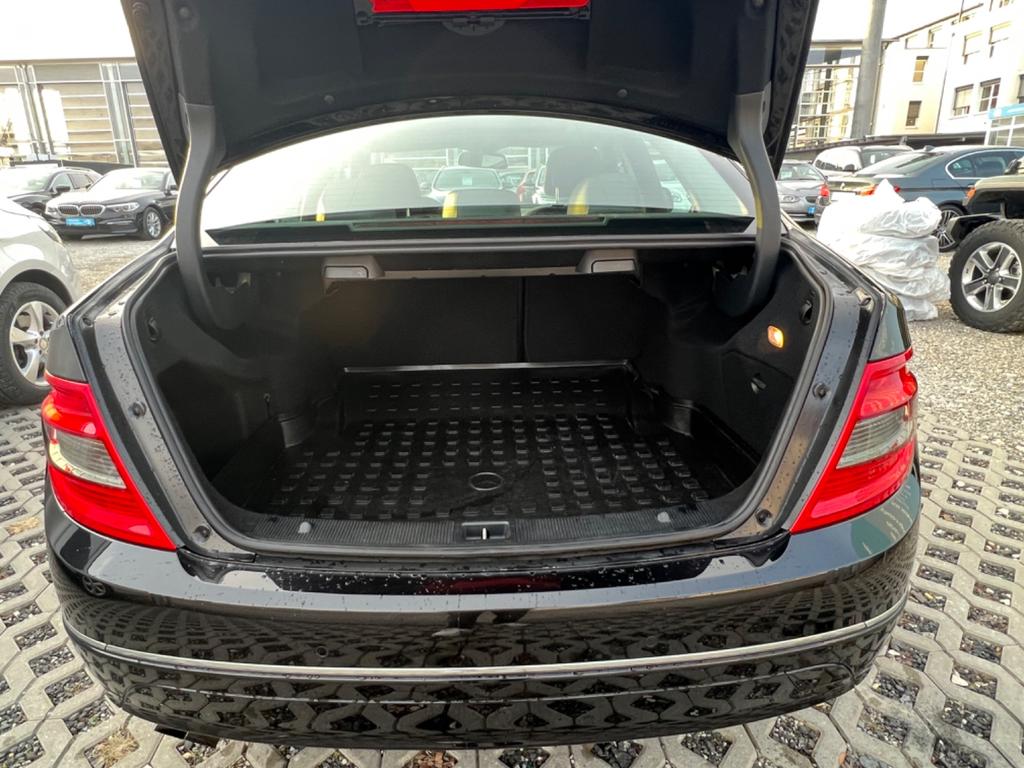Mercedes-Benz C 180