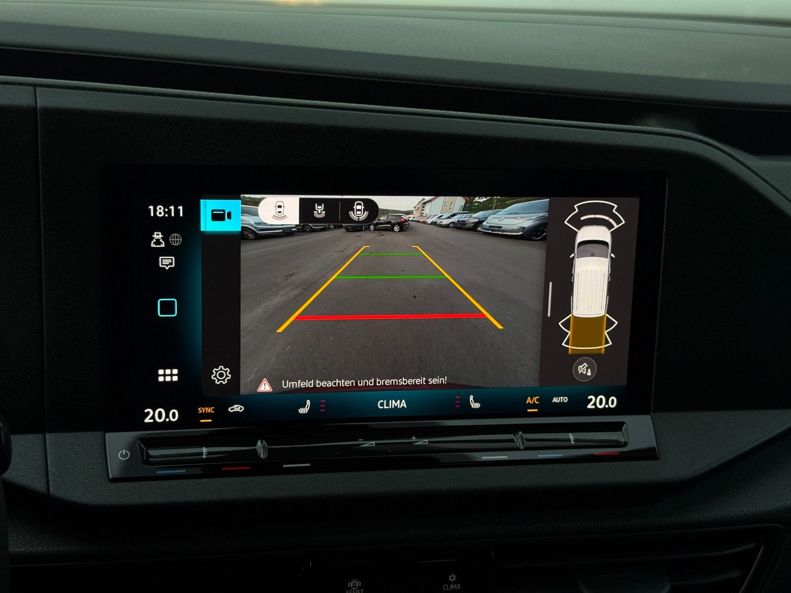 Fahrzeugabbildung Volkswagen Caddy 1.5 TSI AHK GRA Kamera PDC SHZ Lane Assist