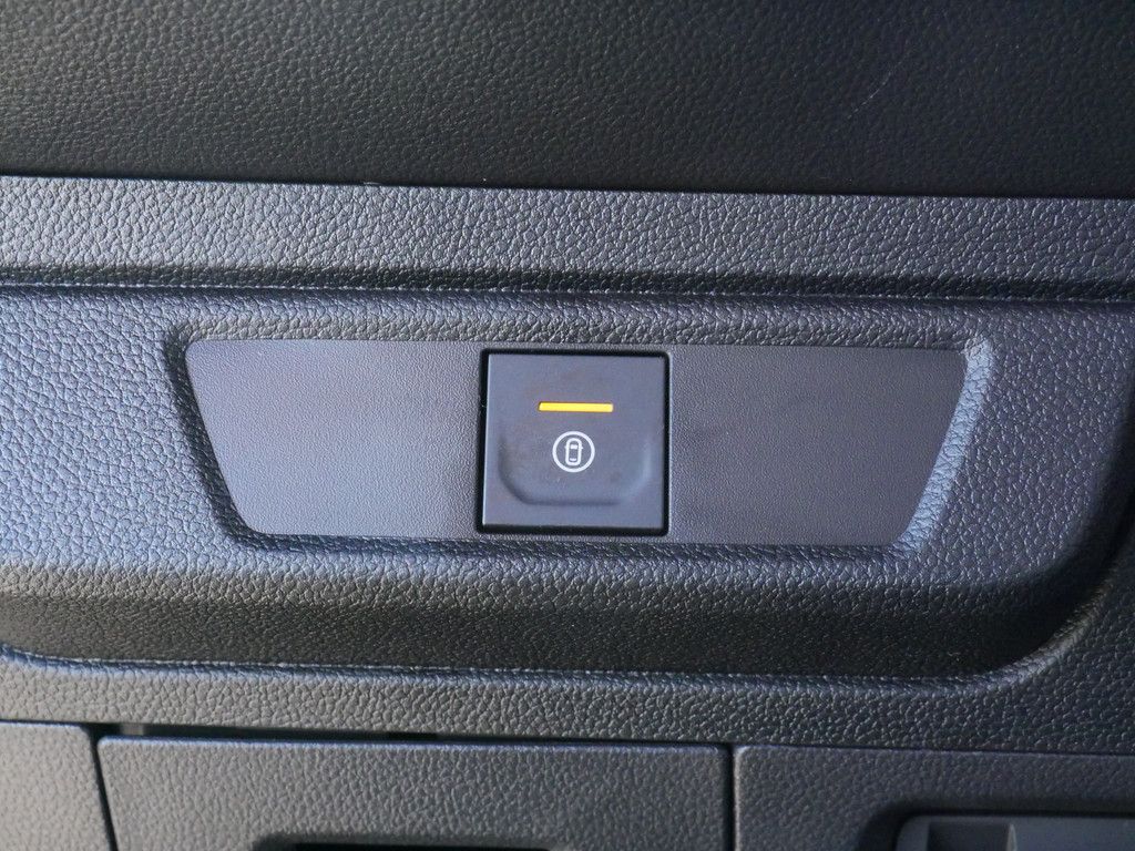 Fahrzeugabbildung Dacia Sandero Stepway Expression TCe 90