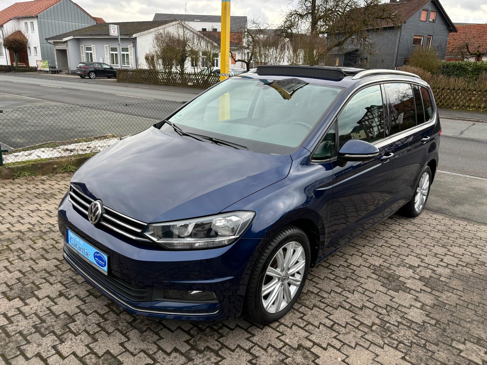 Volkswagen Touran 1.6 TDI Sound *7 Sitzer*Panorama*Navi*PDC