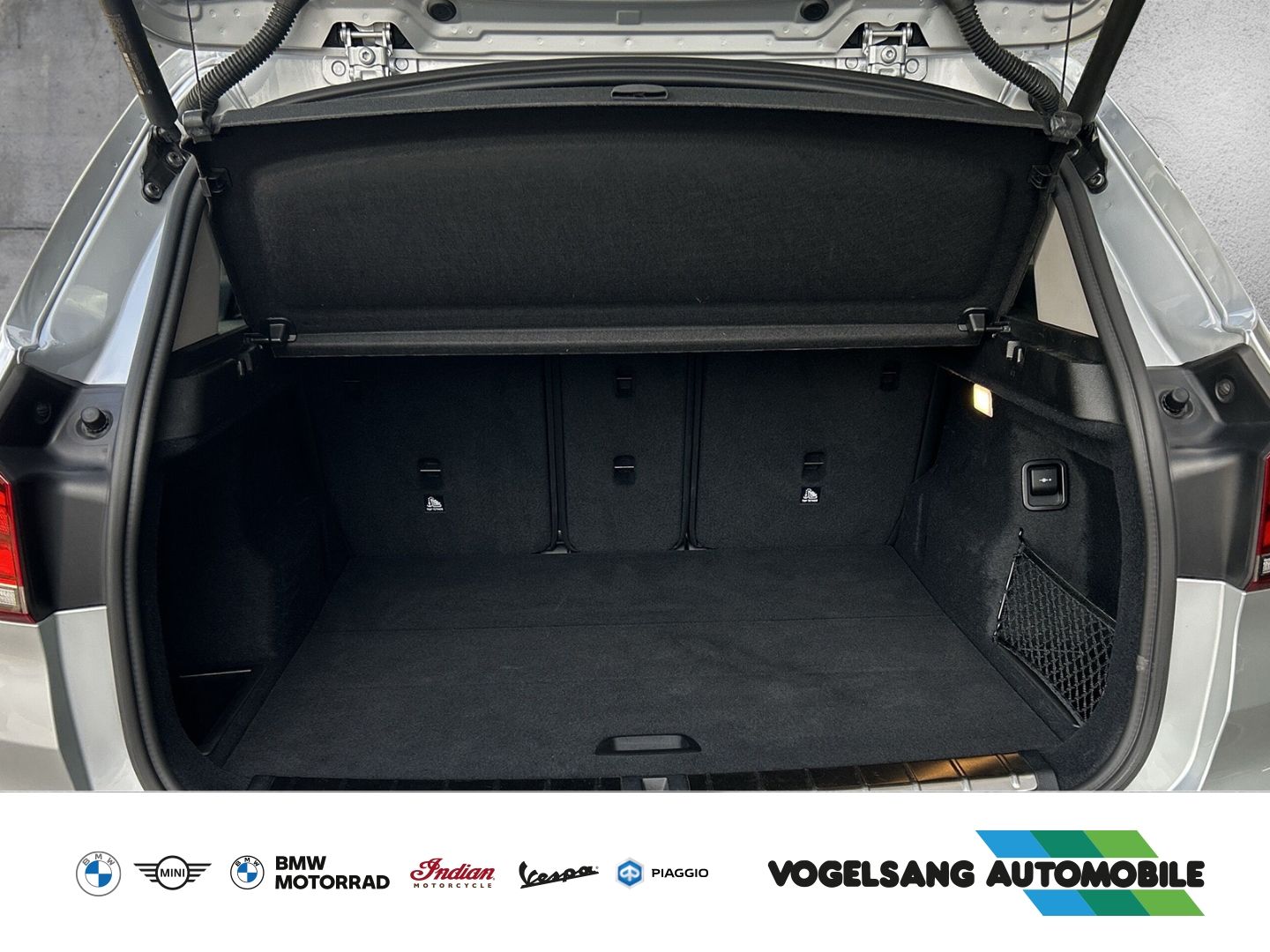 Fahrzeugabbildung BMW X1 20i xDrive,SportLine,AHK,Rückfahrk.,H&KSound,