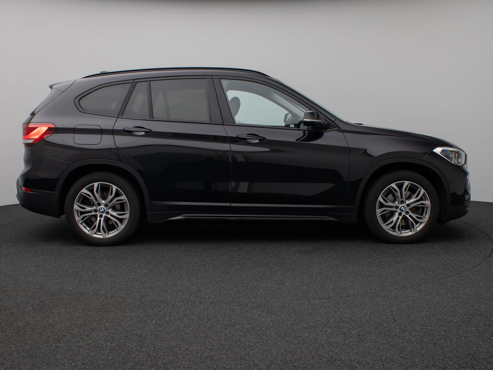 Fahrzeugabbildung BMW X1 xD25e Sport Line Kamera DAB HiFi LED 18Zoll