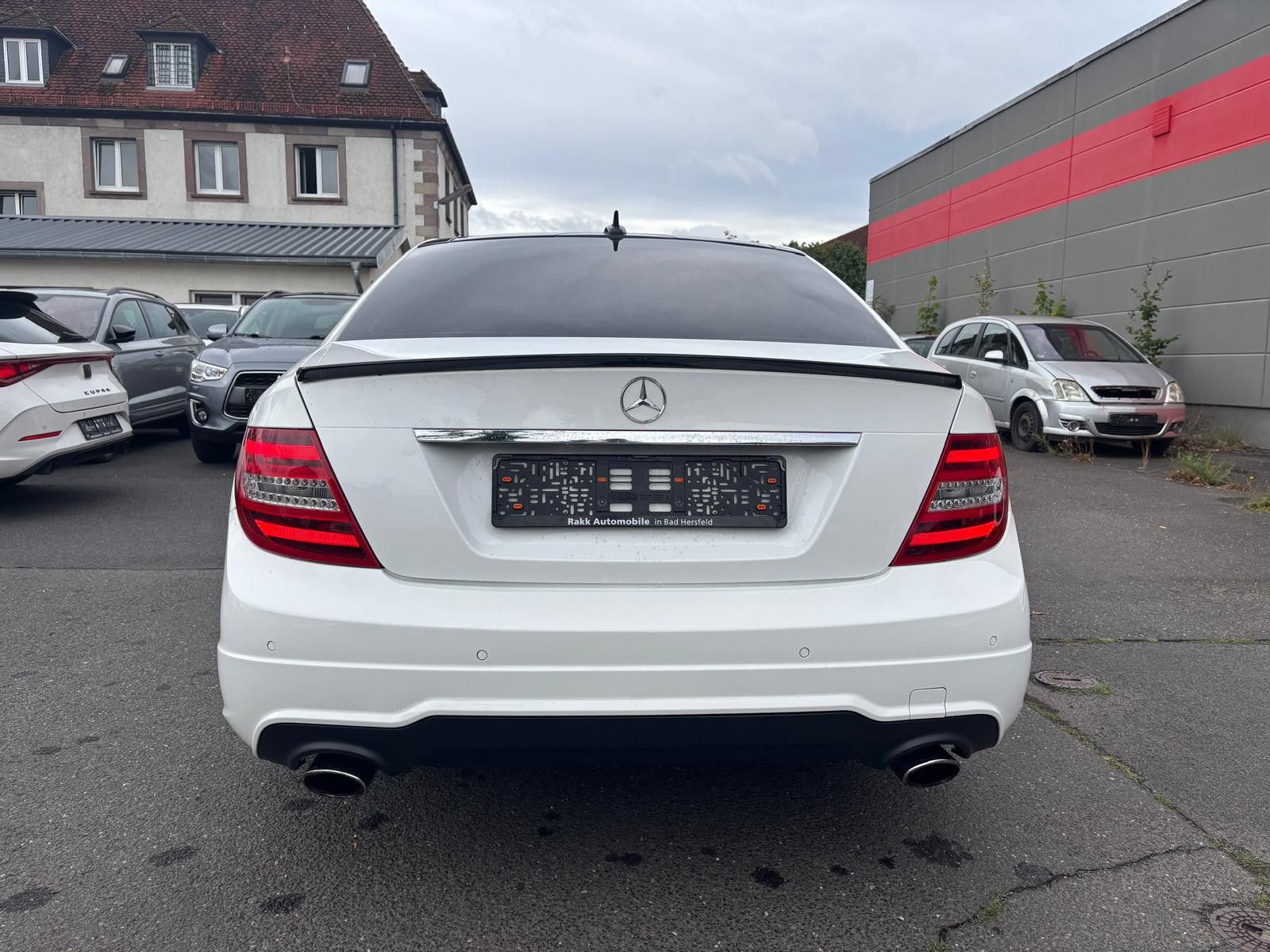Fahrzeugabbildung Mercedes-Benz C 350 CDI Limo Aut. AMG Line-NAV-XENON-PANORAMA-