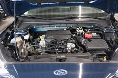 Fahrzeugabbildung Ford Focus Titanium Automatik Scheiben + Sitzheizung