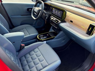 Bild 13 Fiat Grande Panda 1.2 Mild Hybrid La Prima Navi Digi