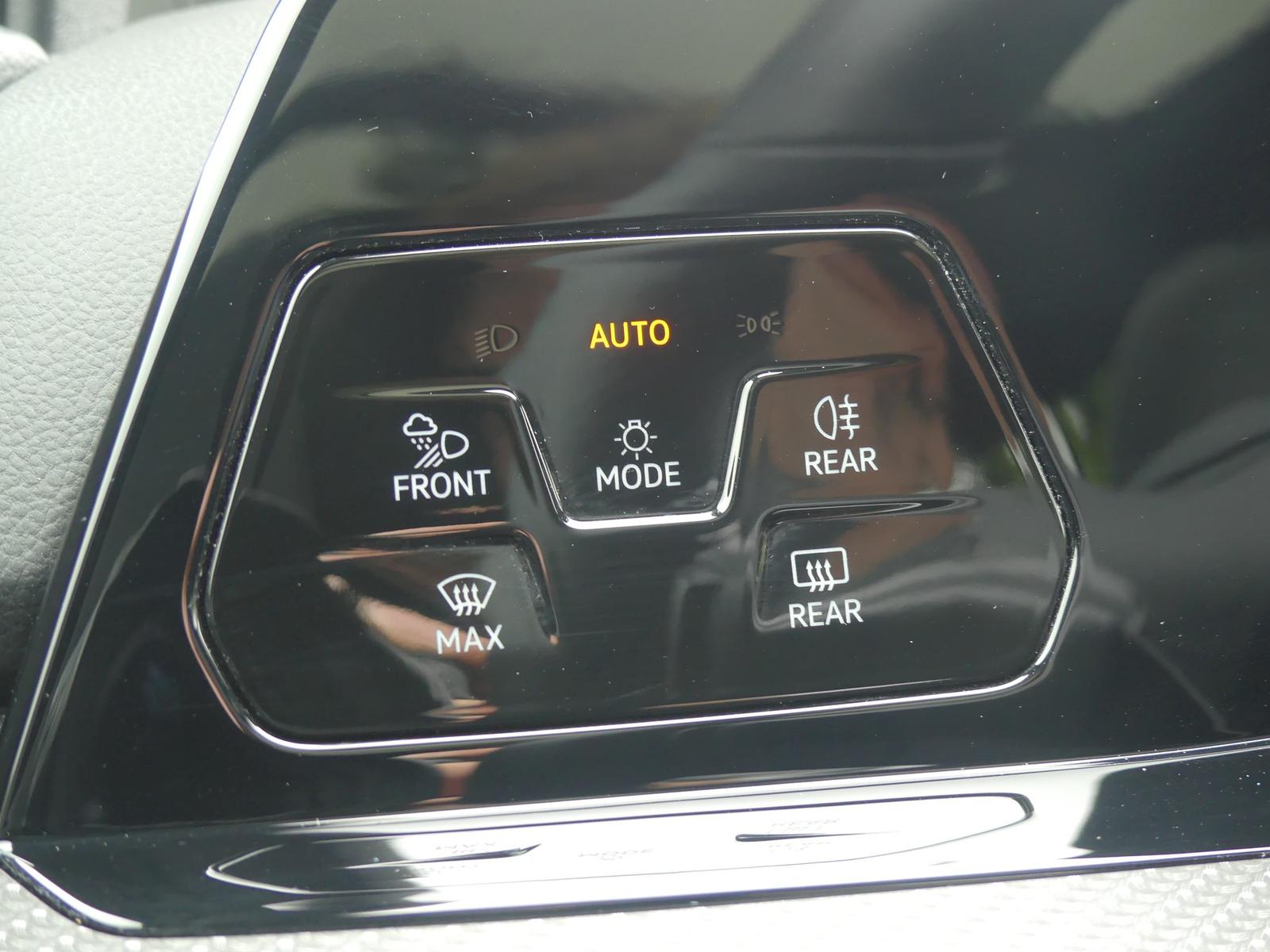 Volkswagen Golf VIII Variant 1.5 TSI R-Line LED PDC Navi, миниатюра 26
