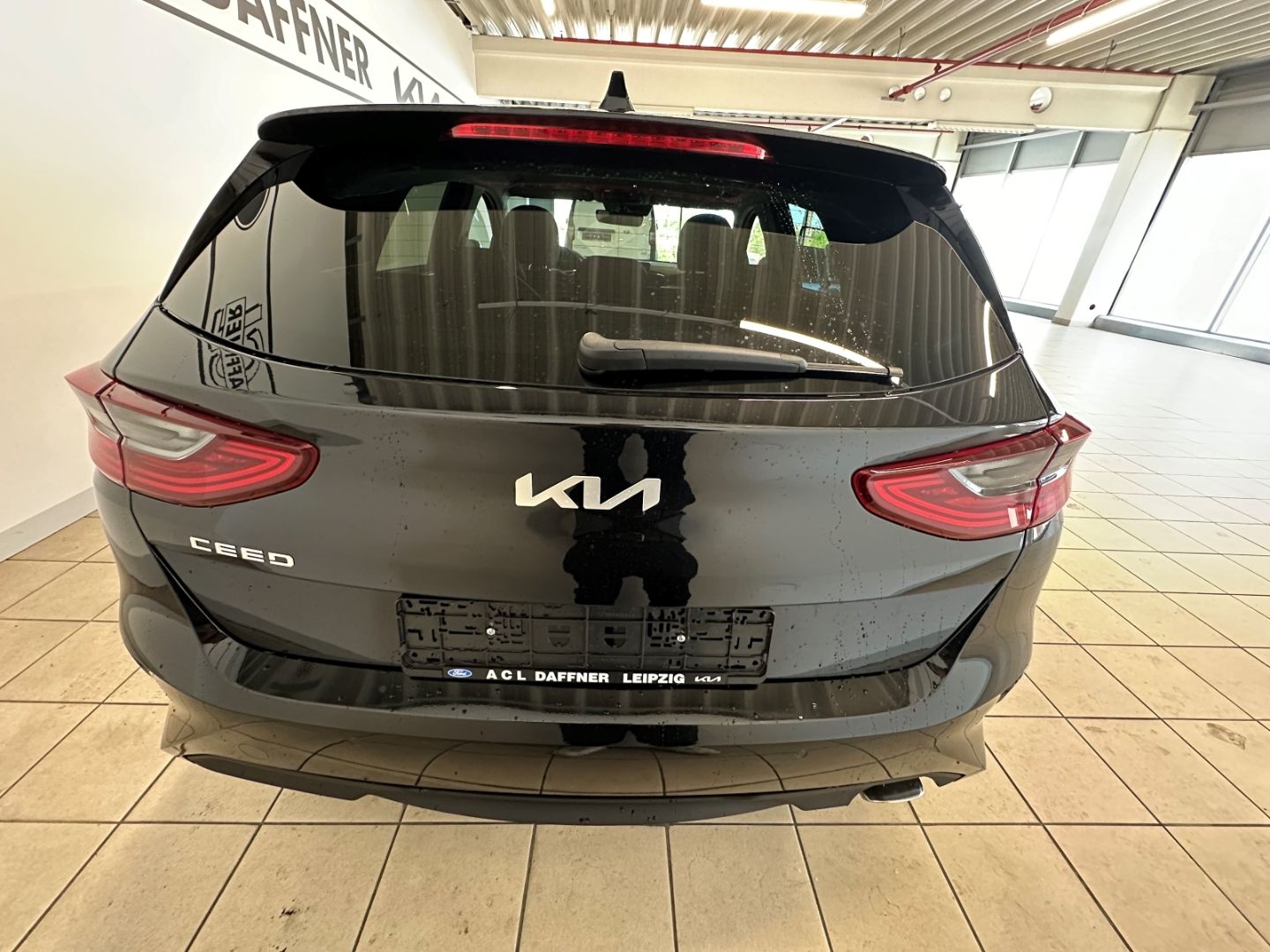 Fahrzeugabbildung Kia Ceed Ultimate Edition  1.5 T-GDI