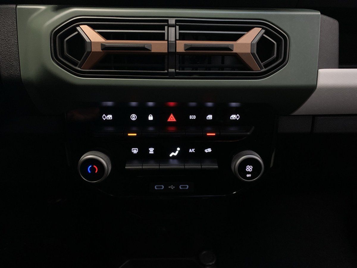 Dacia Spring - Bild 18