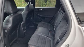 Fahrzeugabbildung Ford Kuga ST-Line X