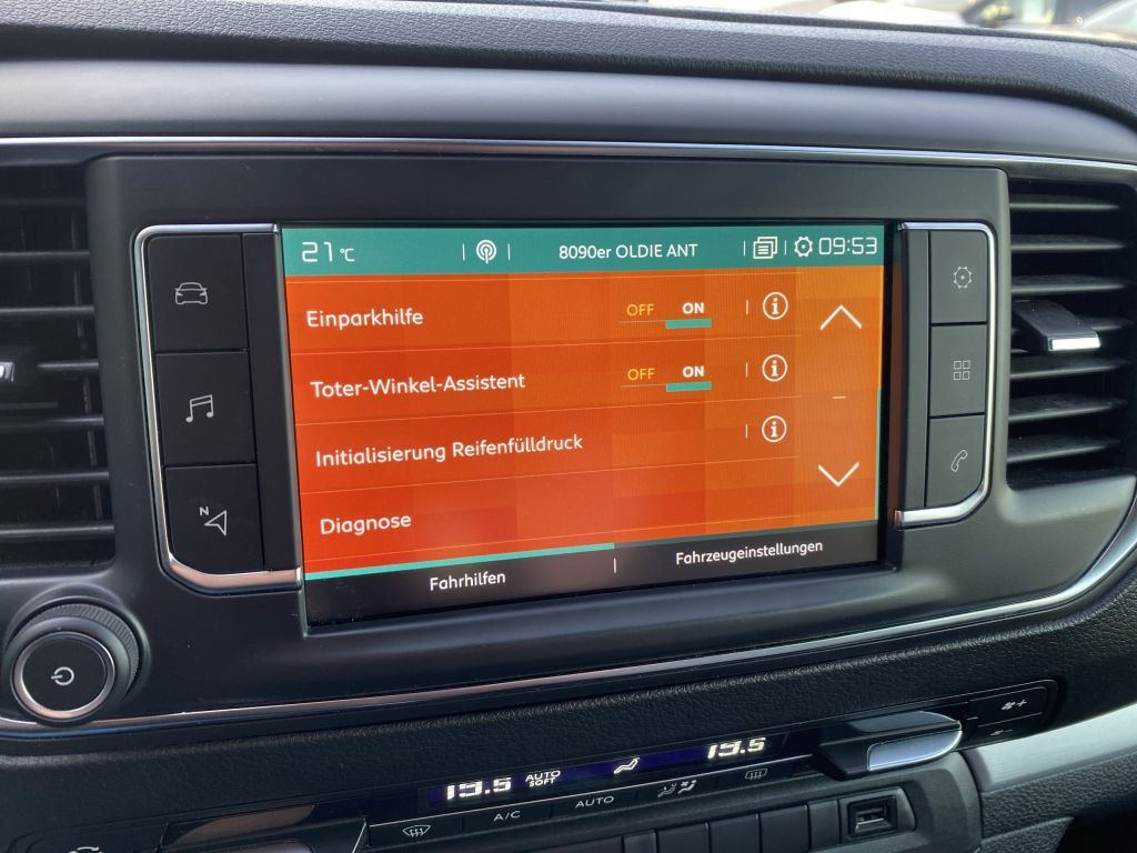 Fahrzeugabbildung Citroën Spacetourer M 2.0 BlueHDi 150 Rip Curl *8-Sitzer