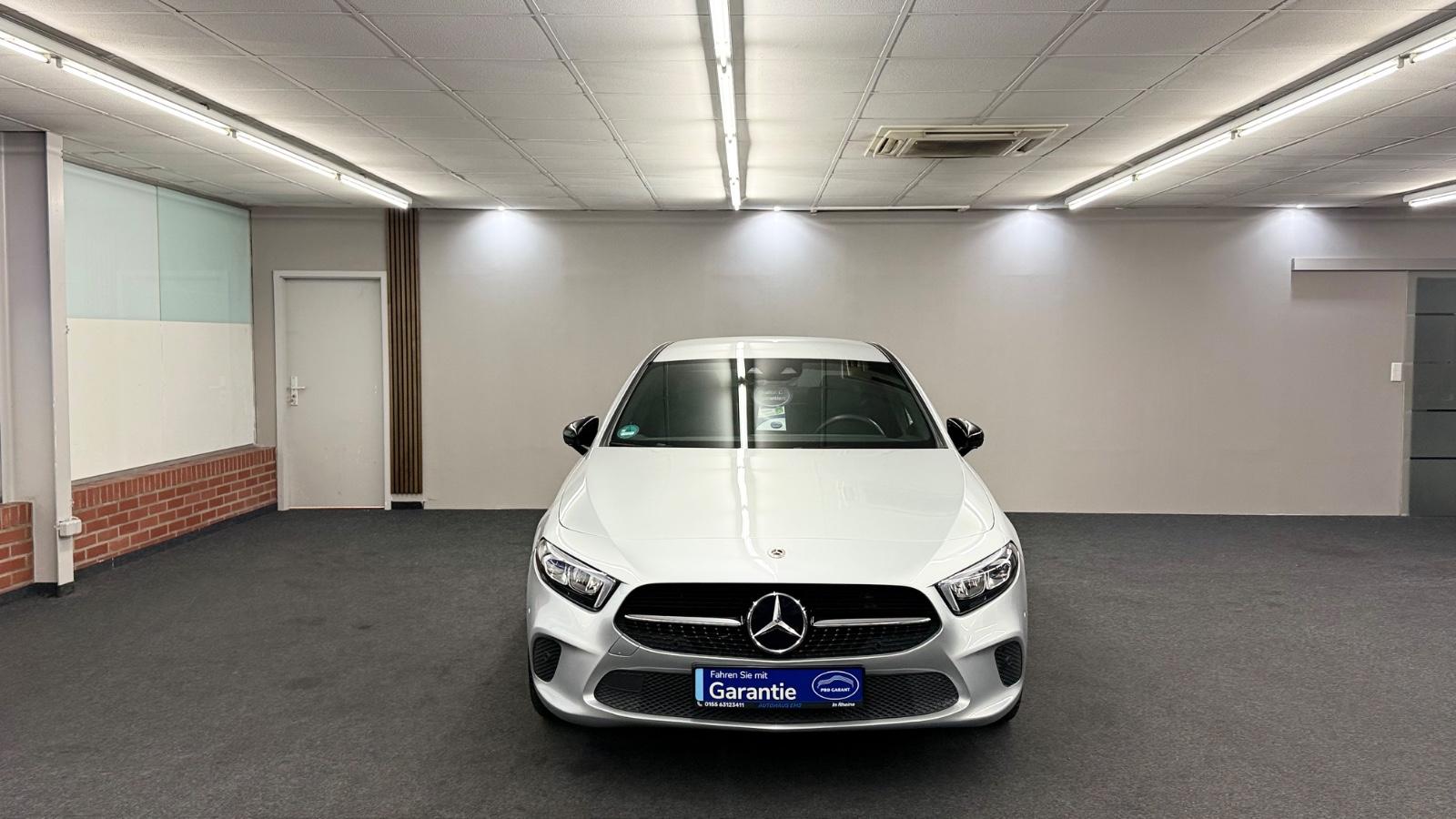 Mercedes-Benz A 180 A Limousine *NAVI*LED*RFK*Tempomat*