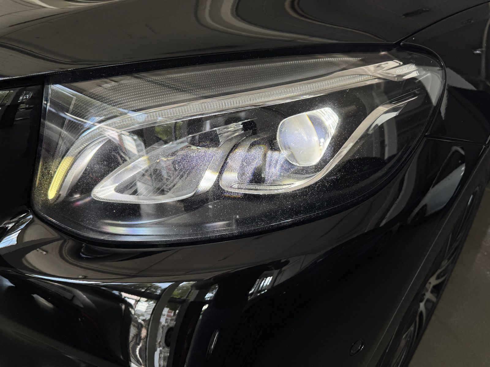 Fahrzeugabbildung Mercedes-Benz GLC 250 d COUPE 4M 9GT AMG LINE PLUS EDITION 1