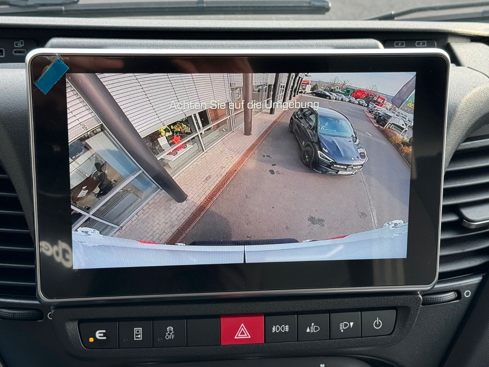 Fahrzeugabbildung Iveco Daily 35S18 A8 *Standkühlung*Kamera*Automatik*