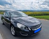 Volvo S60 D3 Summum, TÜV Neu, Leder, Navi, Klima - Volvo S60 Summum mit Diesel-Antrieb