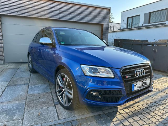 Audi SQ5 3.0 TDI Competiton quattro*Exclusive*Pano*21