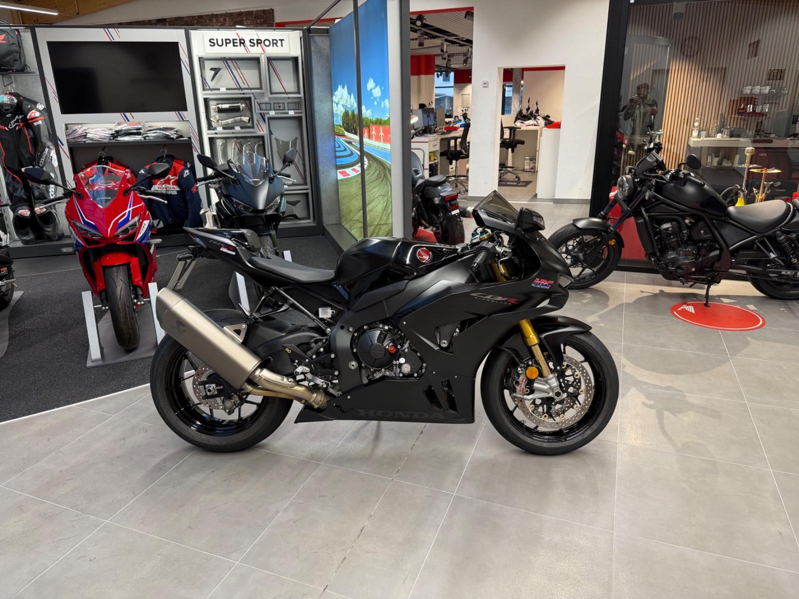 Honda CBR1000RR-R SP mit nur 239km *Service neu*