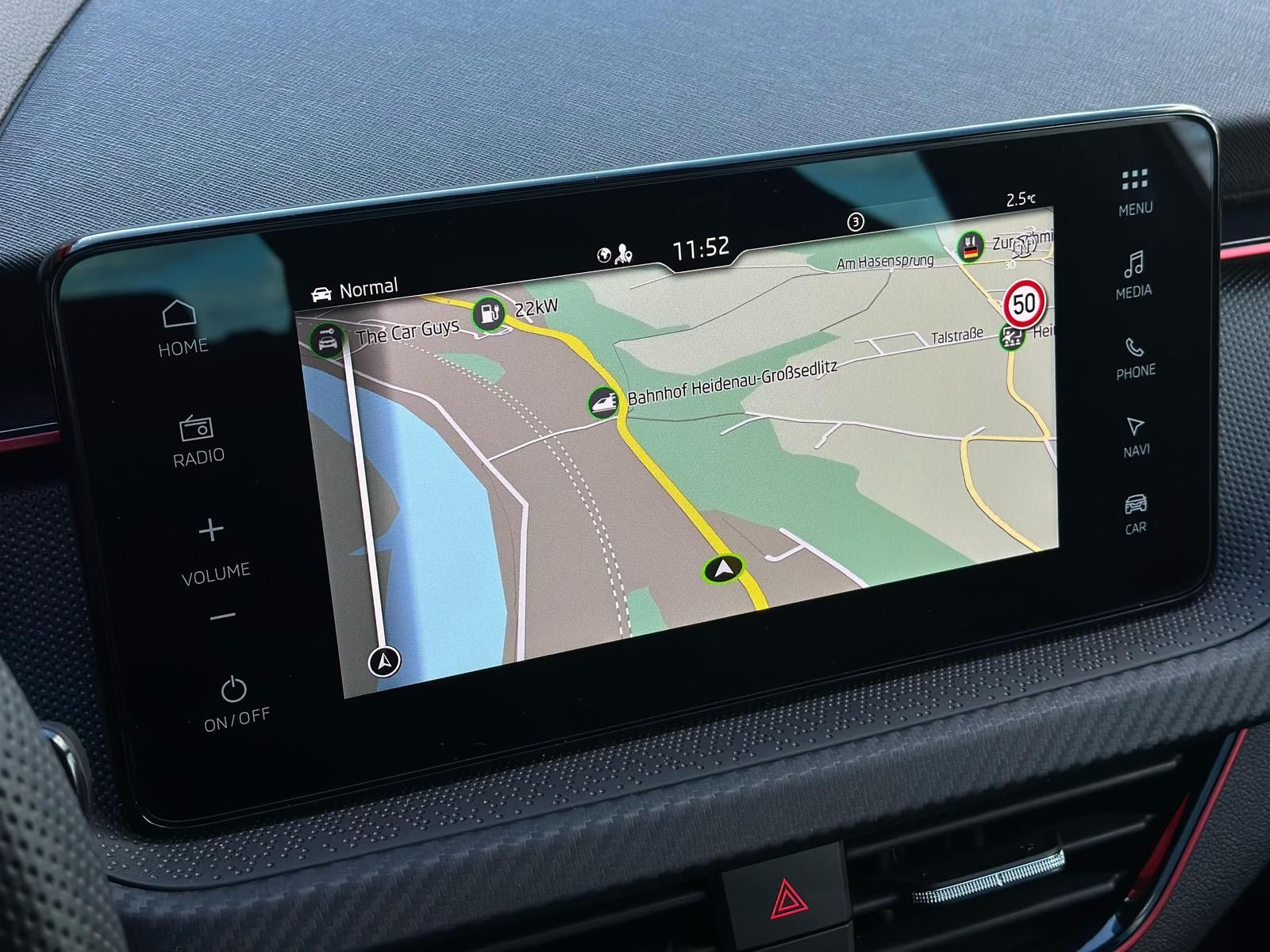 SKODA Scala 1.0TSI MONTE CARLO MATRIX#ACC#SPUR#AHK#SHZ - Image 13