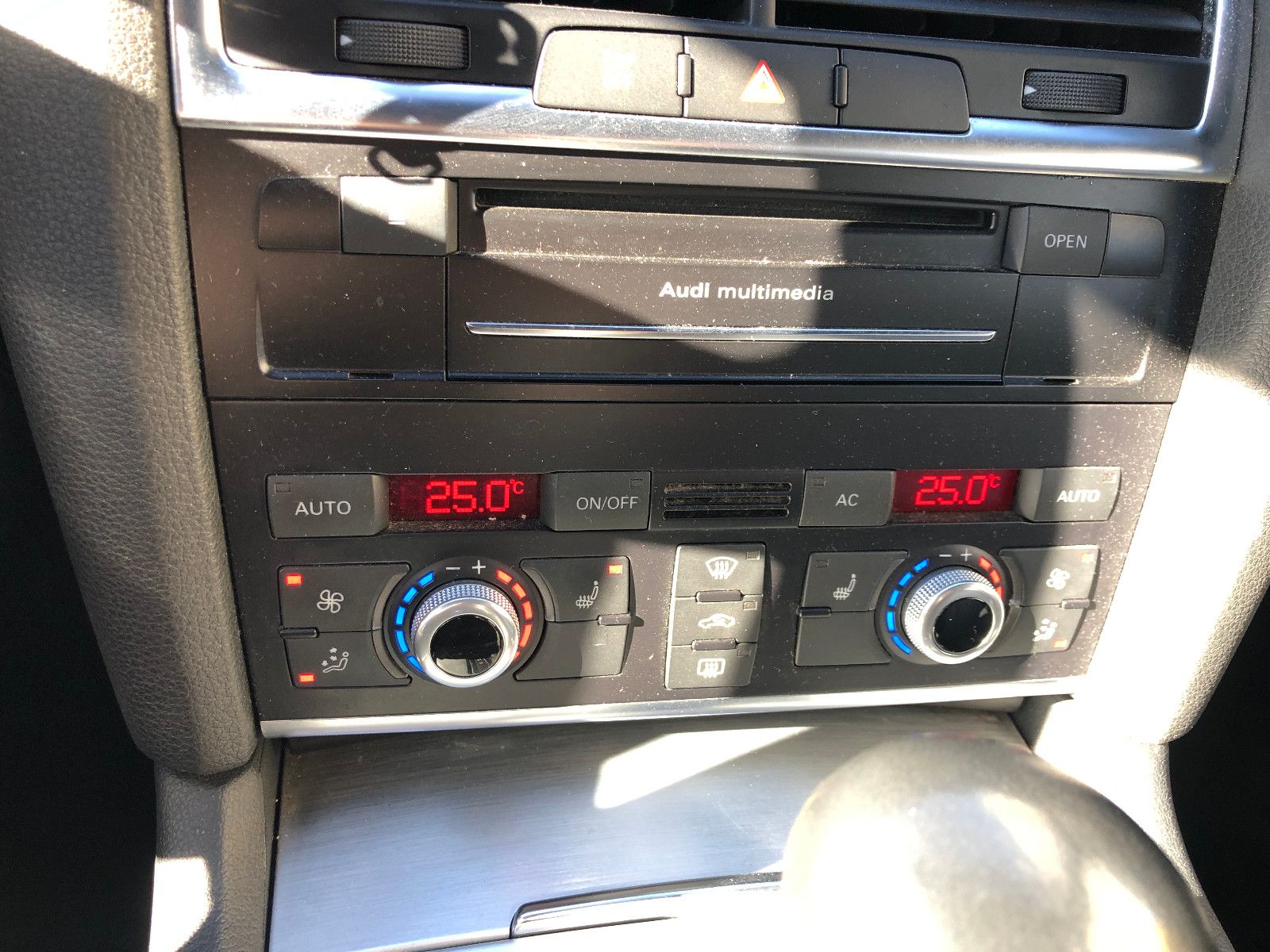 Fahrzeugabbildung Audi Q7 3.0 TDI diesel quattro / Winter + SommerReif.