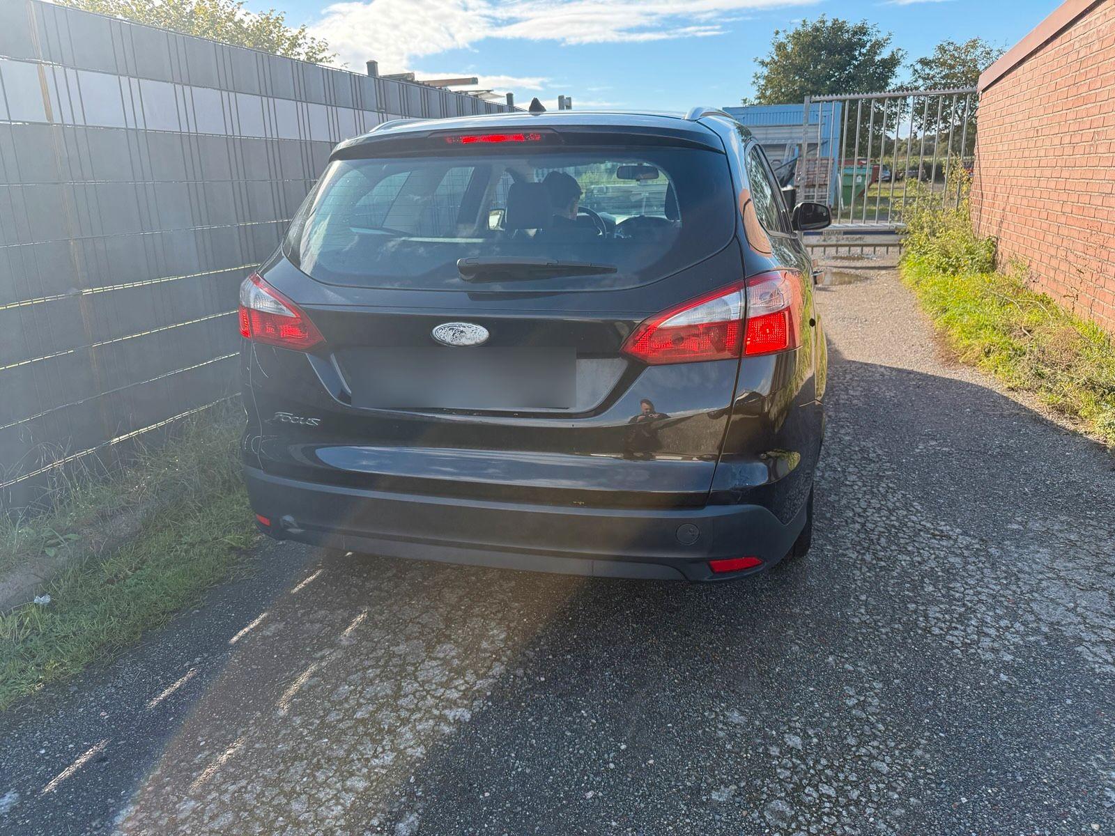 Ford Focus 2011 — photo 5