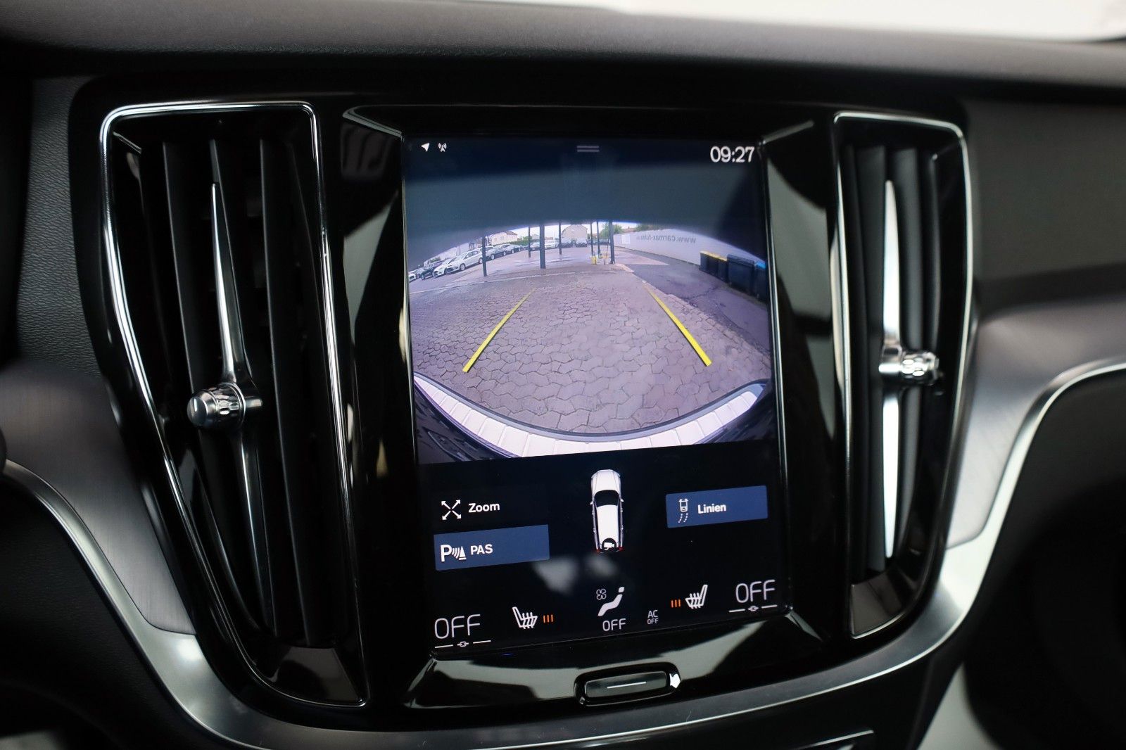 Fahrzeugabbildung Volvo V60 Cross Country AWD Head Up,Navi,LED,Panorama
