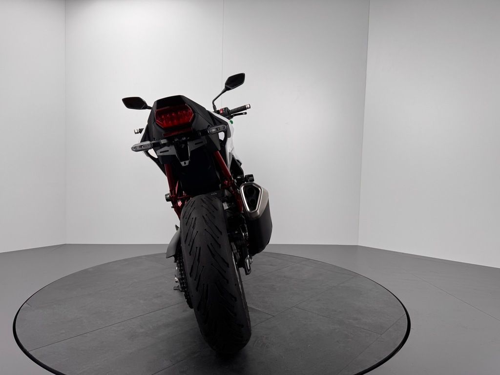 Fahrzeugabbildung Honda CB750 HORNET *NEUWERTIG *SERVICE NEU