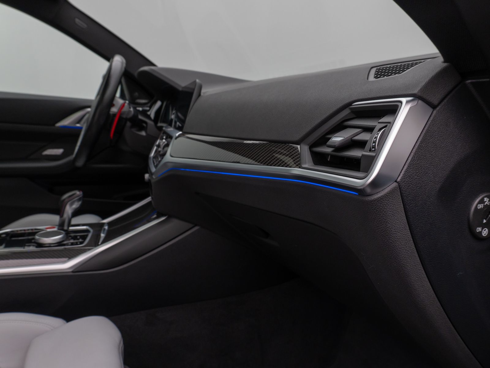 Fahrzeugabbildung BMW M4 xD Coupé Competition Kamera Glasdach HUD H/K