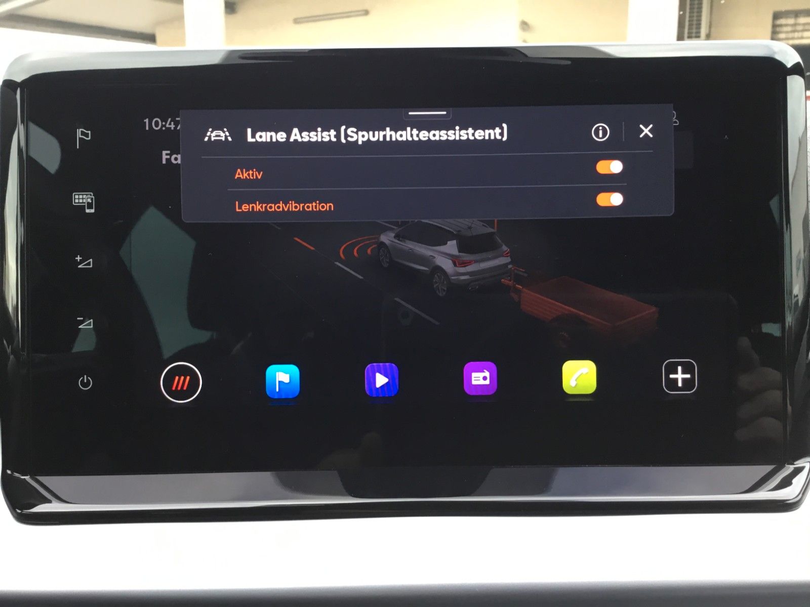 Fahrzeugabbildung SEAT Arona FR 1.5 TSI DSG+AHK+ACC+17"+Navi+Kamera