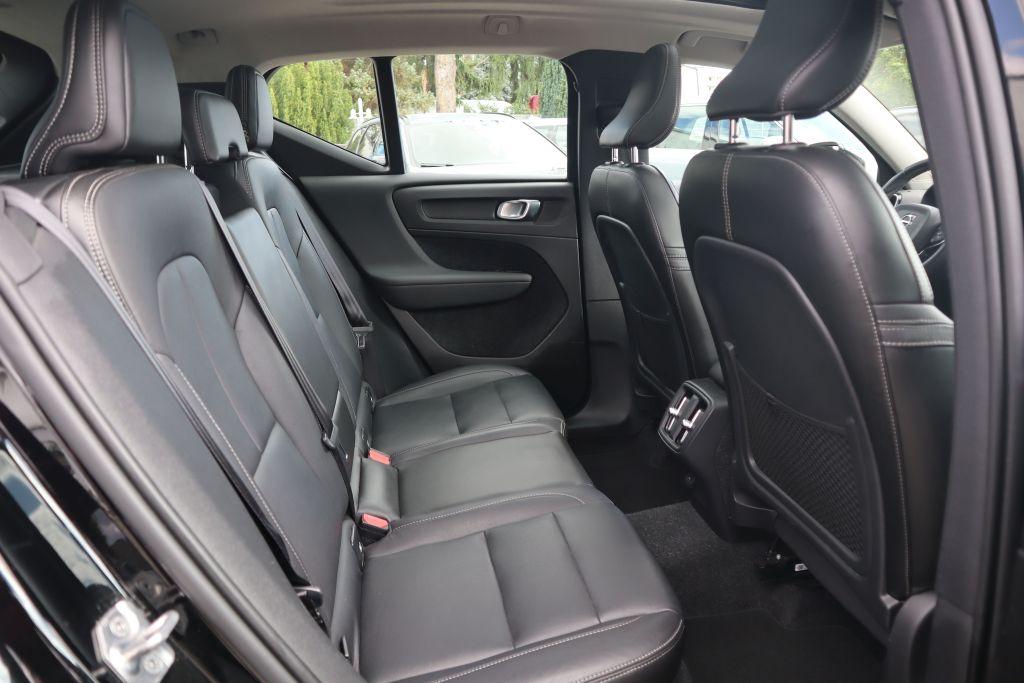 Volvo XC40 T3 Momentum|NAVI|PANO|SHZG|LED|LEDER|