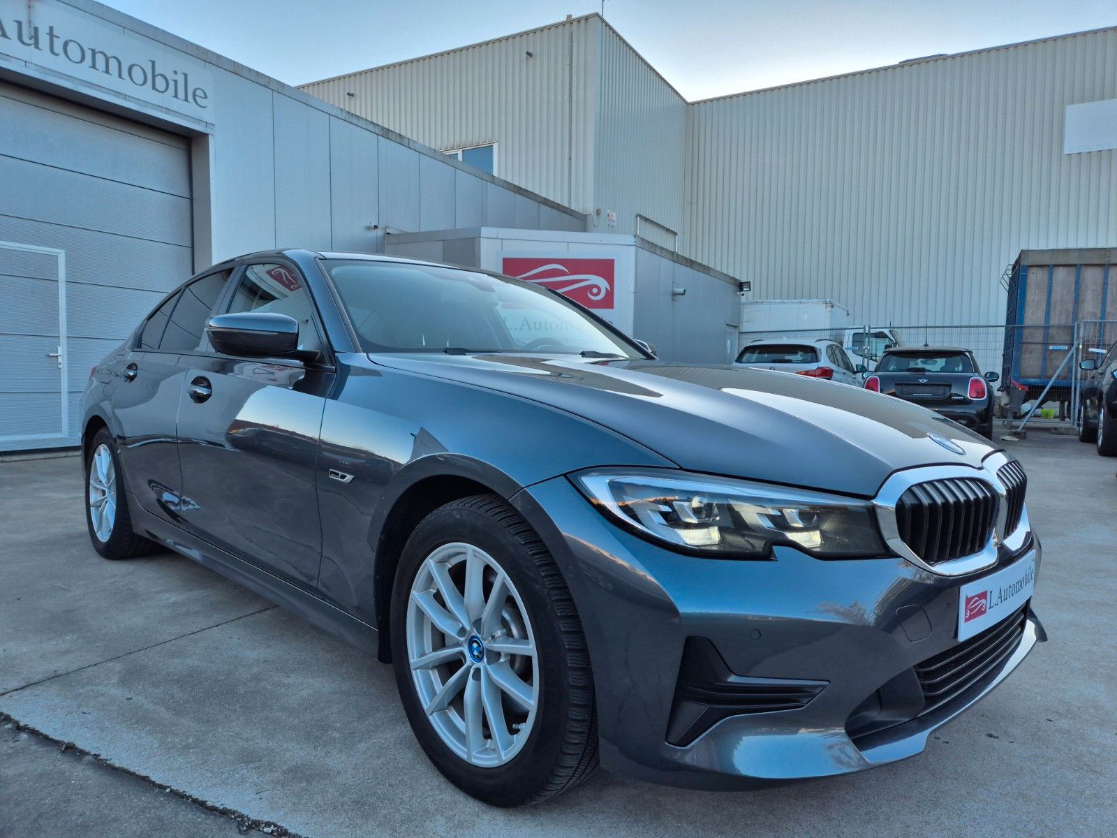 BMW 320eA // SPORT LINE // PHEV HYBRID // 2022 !!