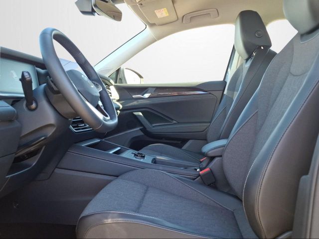 TAYRON 2.0 TDI DSG 4MOTION IQ.LIGHT+AZV+DCC+360