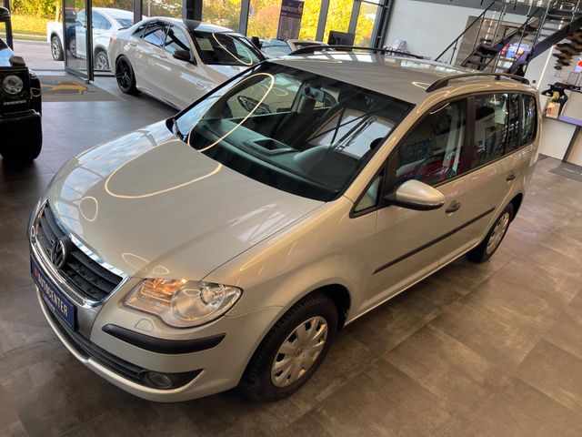 Volkswagen Touran Conceptline *KLIMA*TEMPOMAT*SZHZ*