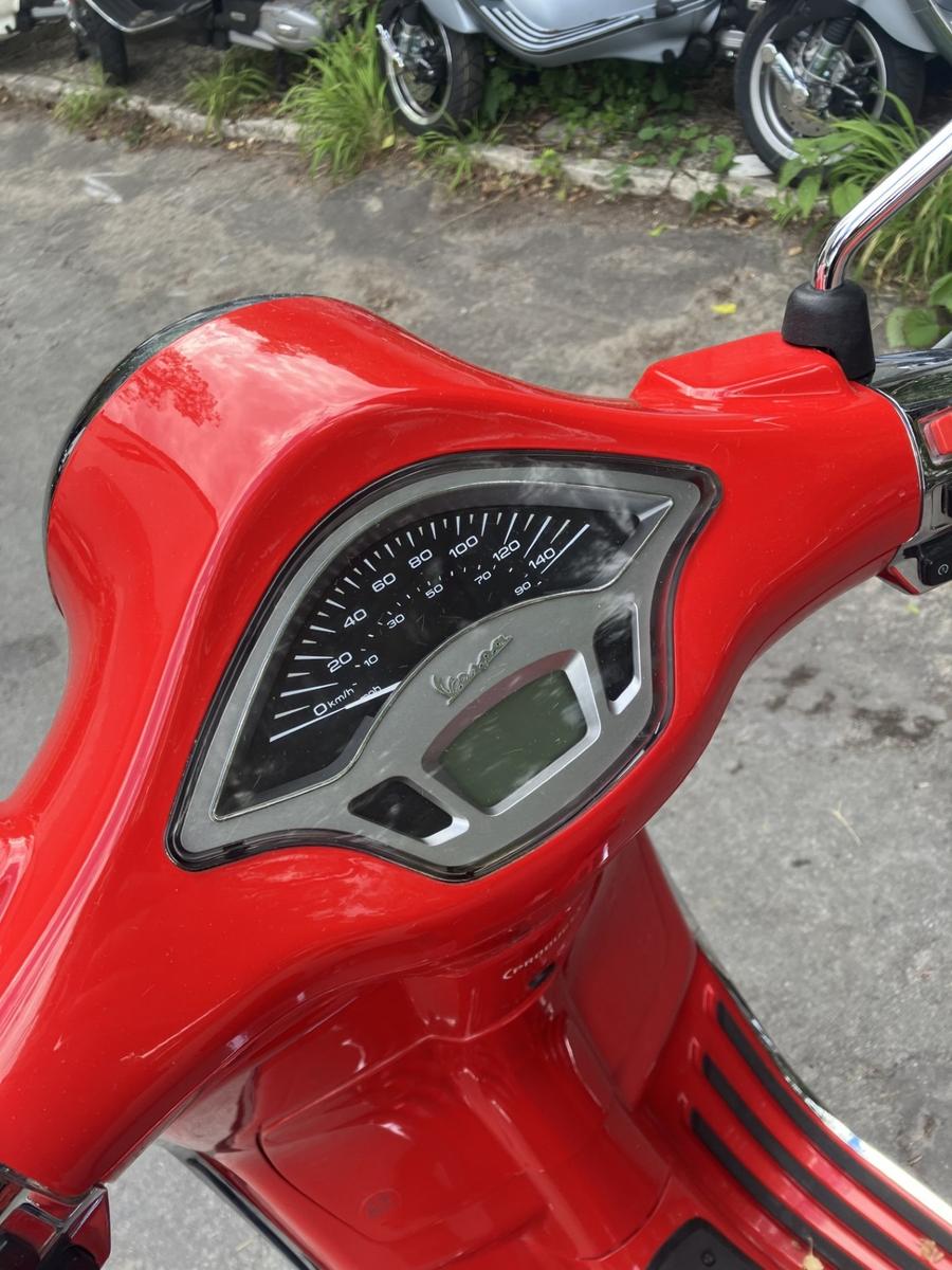 Vespa Primavera 125 RED ABS LM LED limitiert