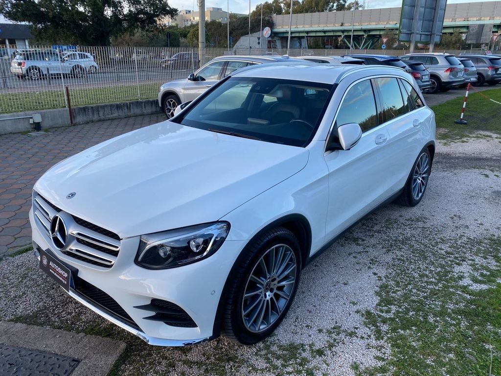 Image of Mercedes-Benz GLC 250