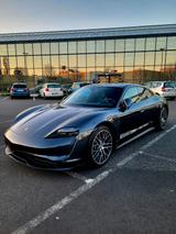 Porsche Taycan Performance Plus Vulkangrau... - Porsche Taycan in Düsseldorf