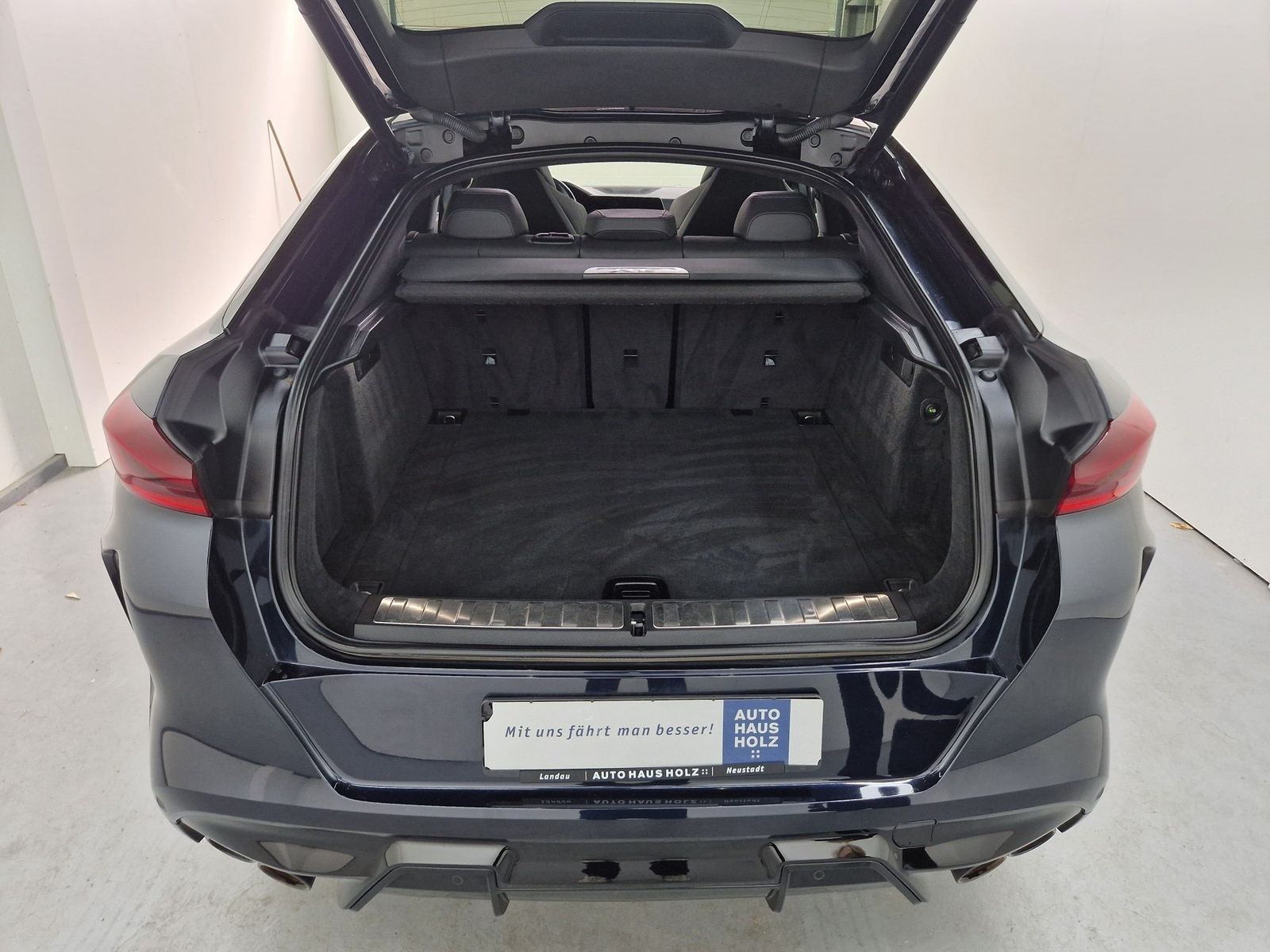 BMW X6 M  xDrive Competition HUD LED Harman-Kardon – Bild 10