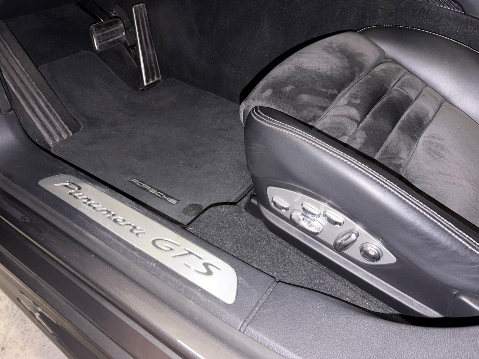 Porsche Panamera GTS 4.8 V8 430 ch BVA 4x4 / 1ère main / Bose / Toit ouvrant / Alcantara