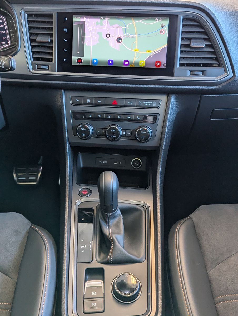 CUPRA Ateca 1.5 TSI DSG Pano LED ACC Winter-Paket AHK - Image 21