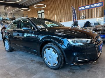 Audi A3 Sportback 30 TFSI design *2. Hand*Klima*Navi*