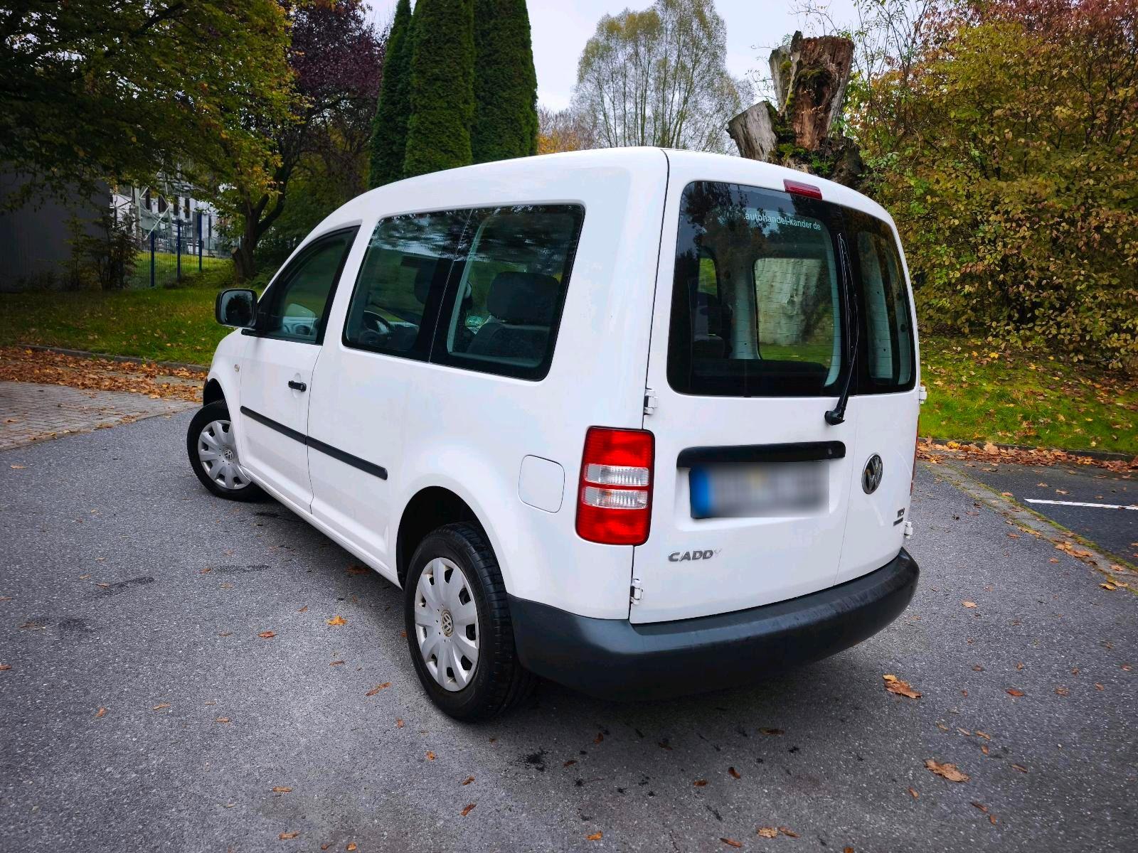 Volkswagen Caddy 2013 — photo 7
