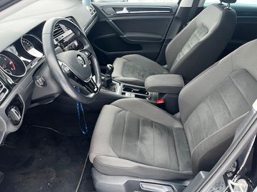 Volkswagen Golf VII Variant Highline