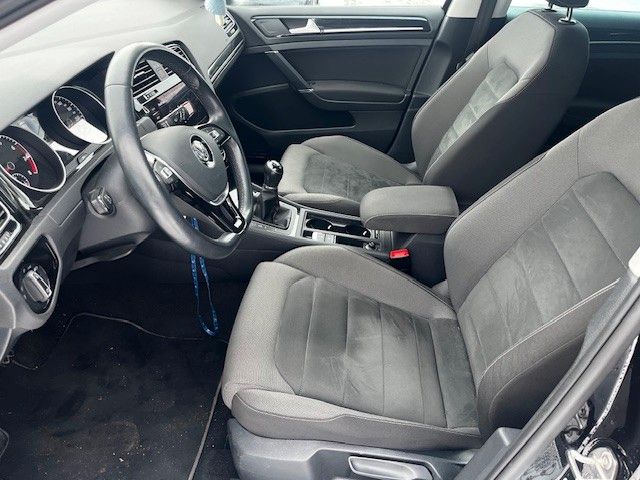 Volkswagen Golf VII Variant Highline