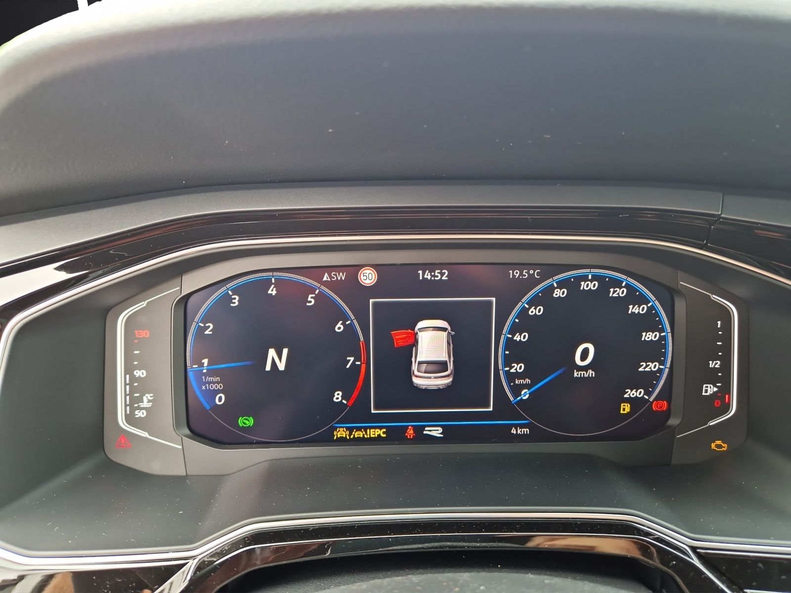 Fahrzeugabbildung Volkswagen Taigo R-line DSG Matrix Navi AID ACC RFK SH LM
