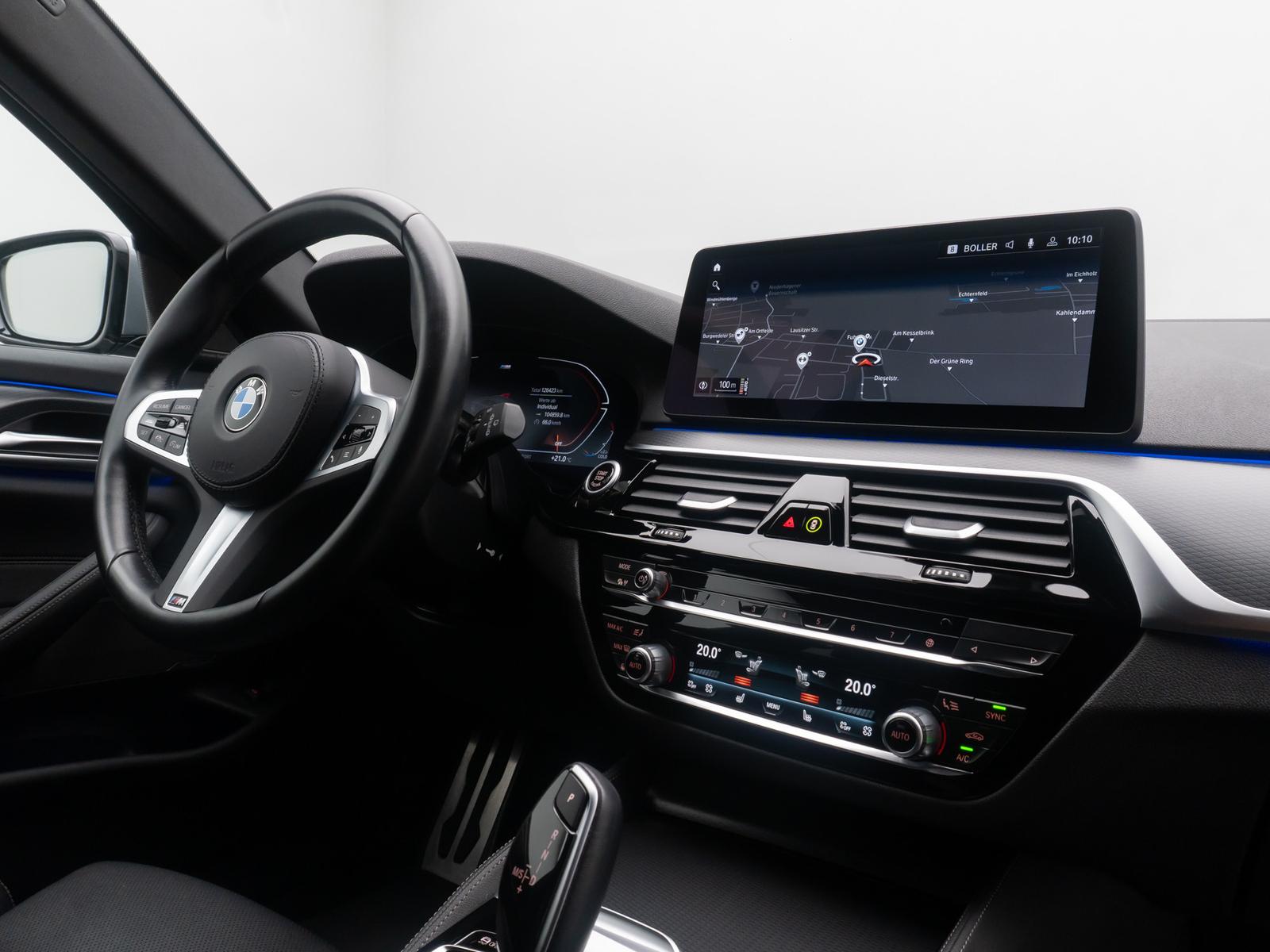BMW 520d xD M Sport HUD DAB Alarm H/K Kamera AHK 19"