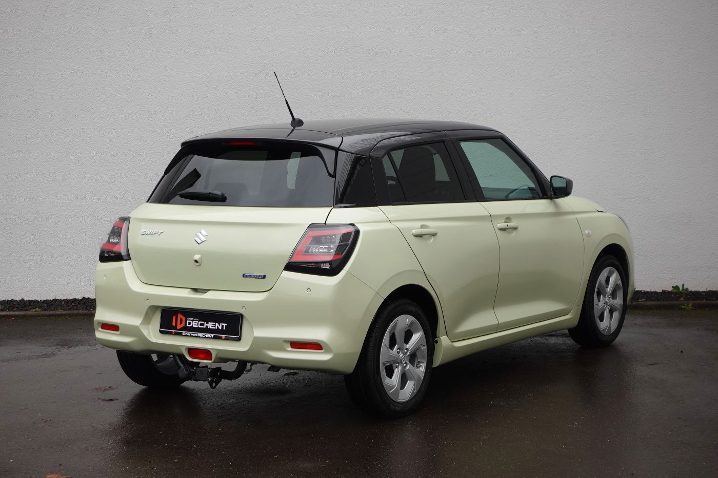 Fahrzeugabbildung Suzuki Swift 1.2 Comofrt AHK,LED,Navi,ACC,Kam.,KeyLess