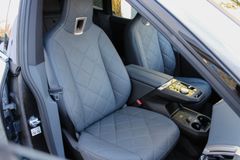 BMW iX M60 / SKY LOUNGE / SOFT CLOSE / AHK BMW iX M60 / SKY LOUNGE / SOFT CLOSE / AHK