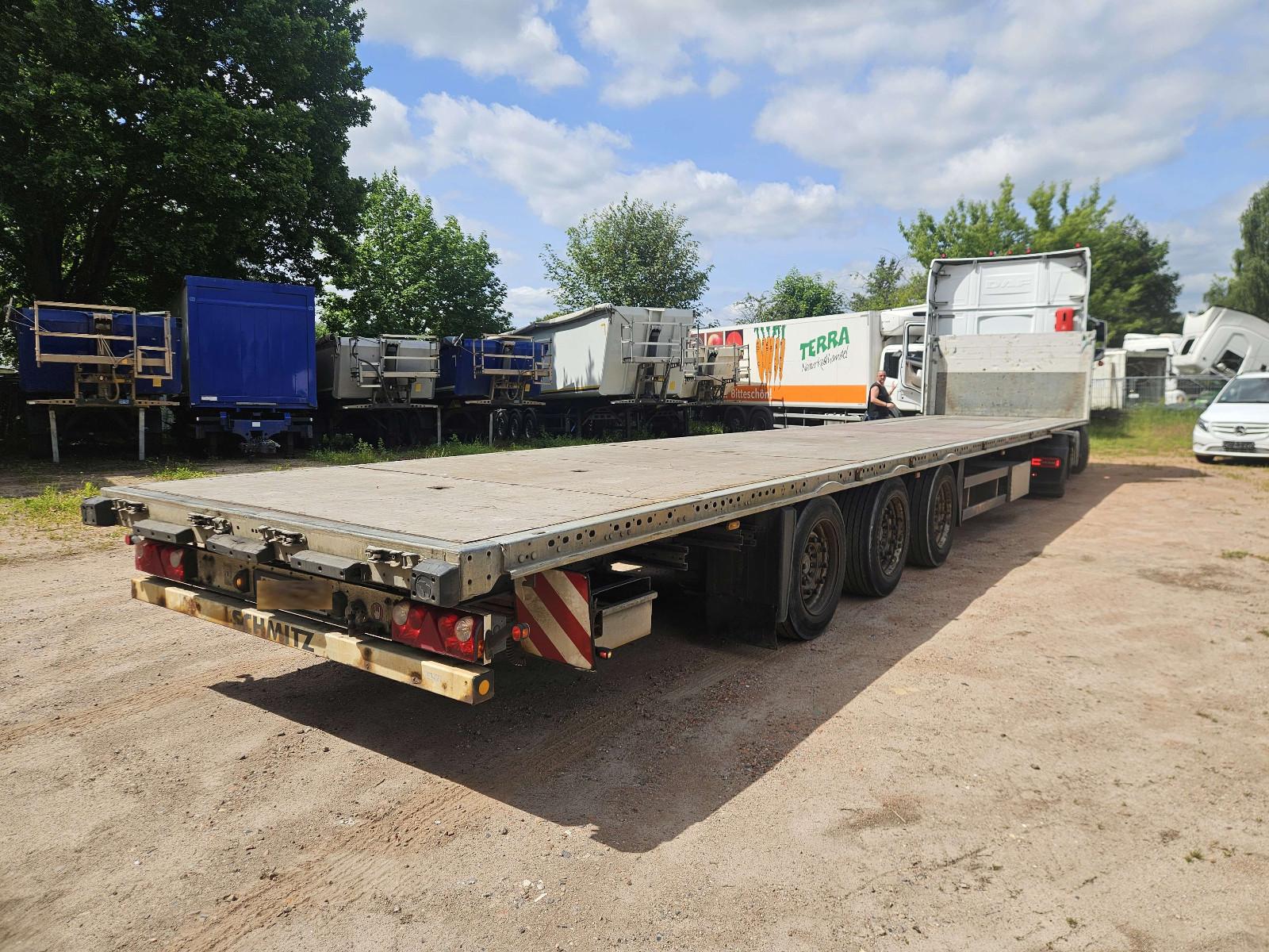 Schmitz Cargobull Mega SCS 24/L Plattform Liftachse