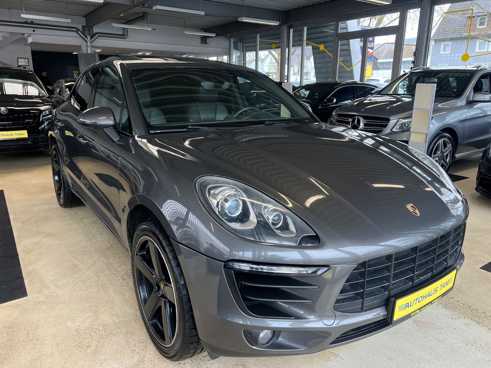 Fahrzeugabbildung Porsche Macan S *SITZBELÜFTUNG*PANORAMADACH*