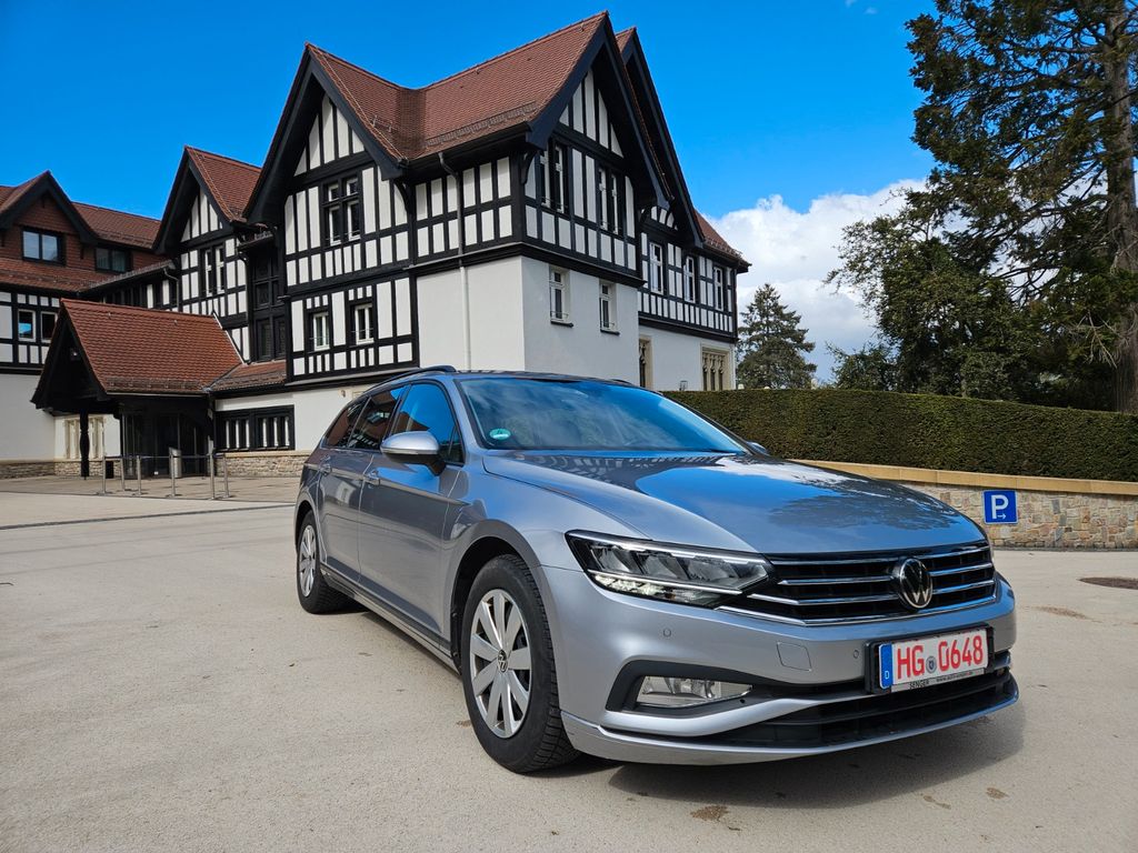 Image of Volkswagen Passat Variant