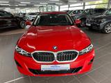 BMW 320d xDrive Touring Driving Assistant+LED+CURVED - BMW 320: 320d